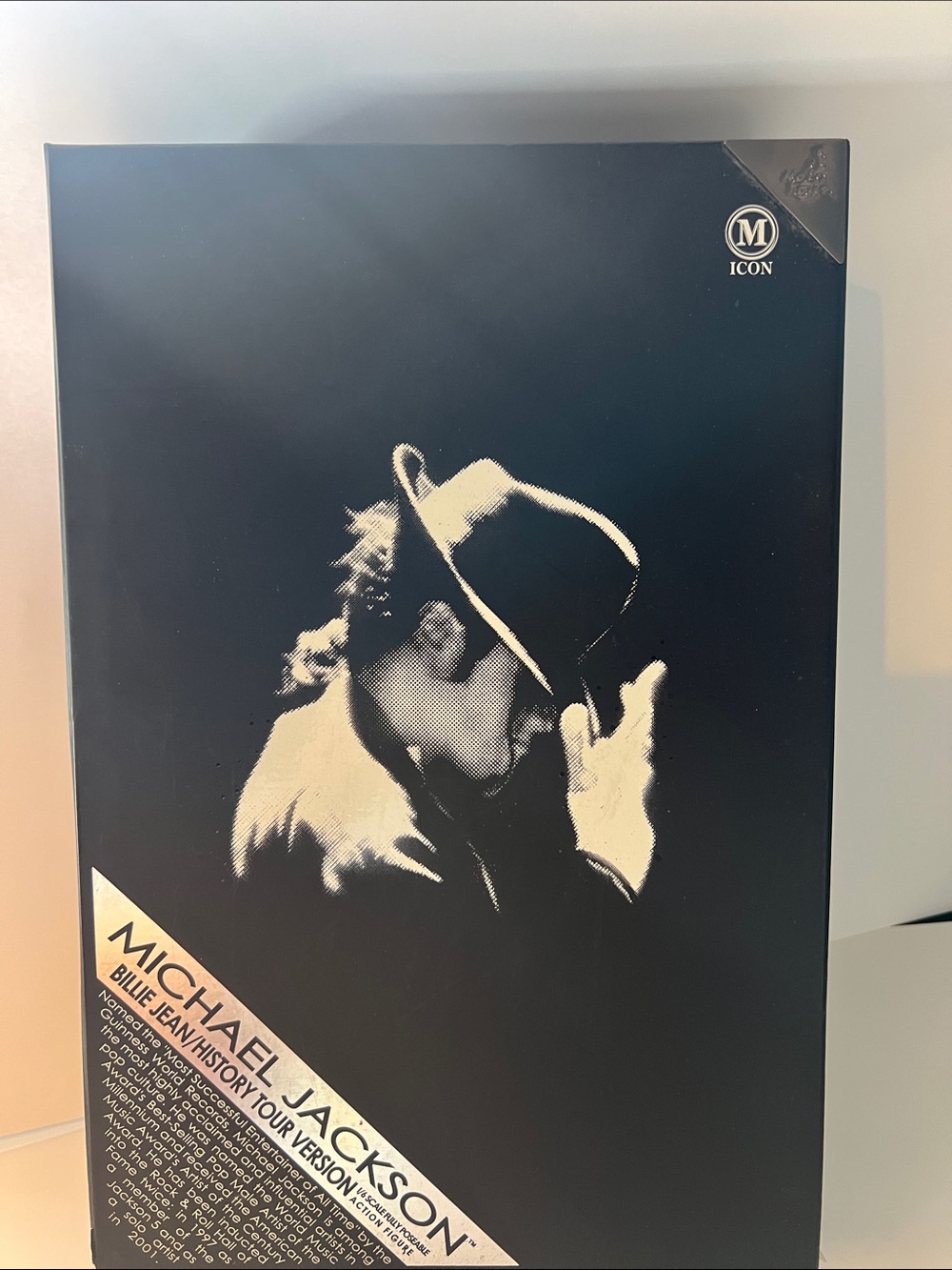 Hot Toys 1/6 M Icon 008 Michael Jackson Billie Jean